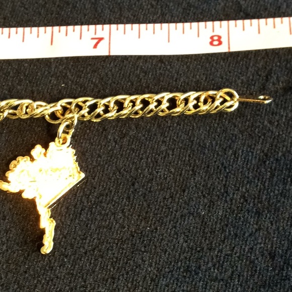 Goldtone Alaska Bracelet - Picture 5 of 5